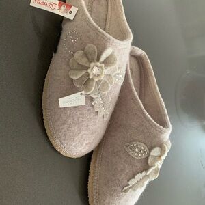 NWT- Giesswein Women's Wool Slippers with Swarovski Crystals